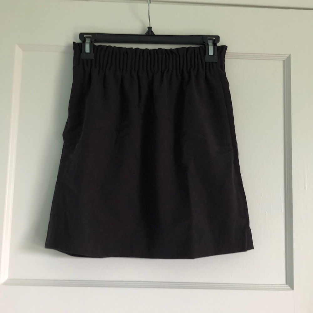 NWT black J. Crew Factory sidewalk skirt - size 00
